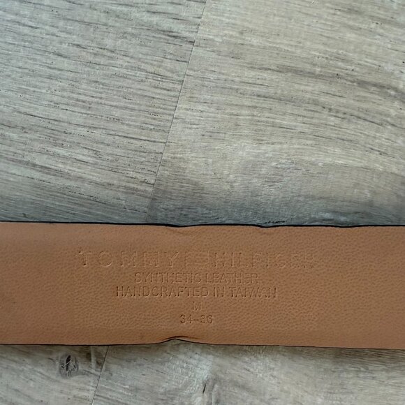 TOMMY HILFIGER brown belt 34-36 excellent condition - Picture 8 of 8